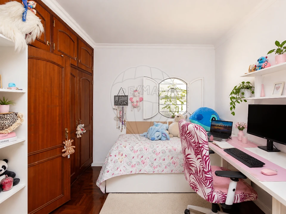 Apartamento T4 para Venda em Alcabideche Foto 24