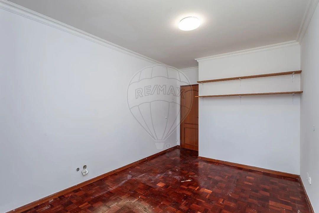 Apartamento T4 para Venda em Alcabideche Foto 25