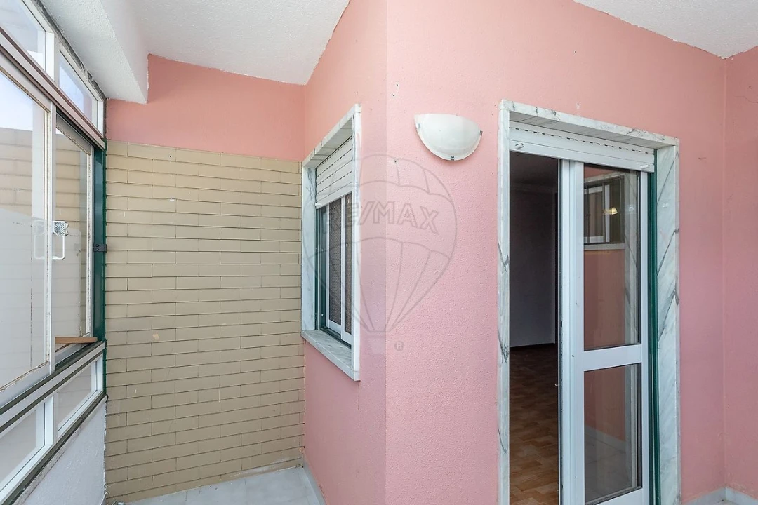 Apartamento T4 para Venda em Alcabideche Foto 19