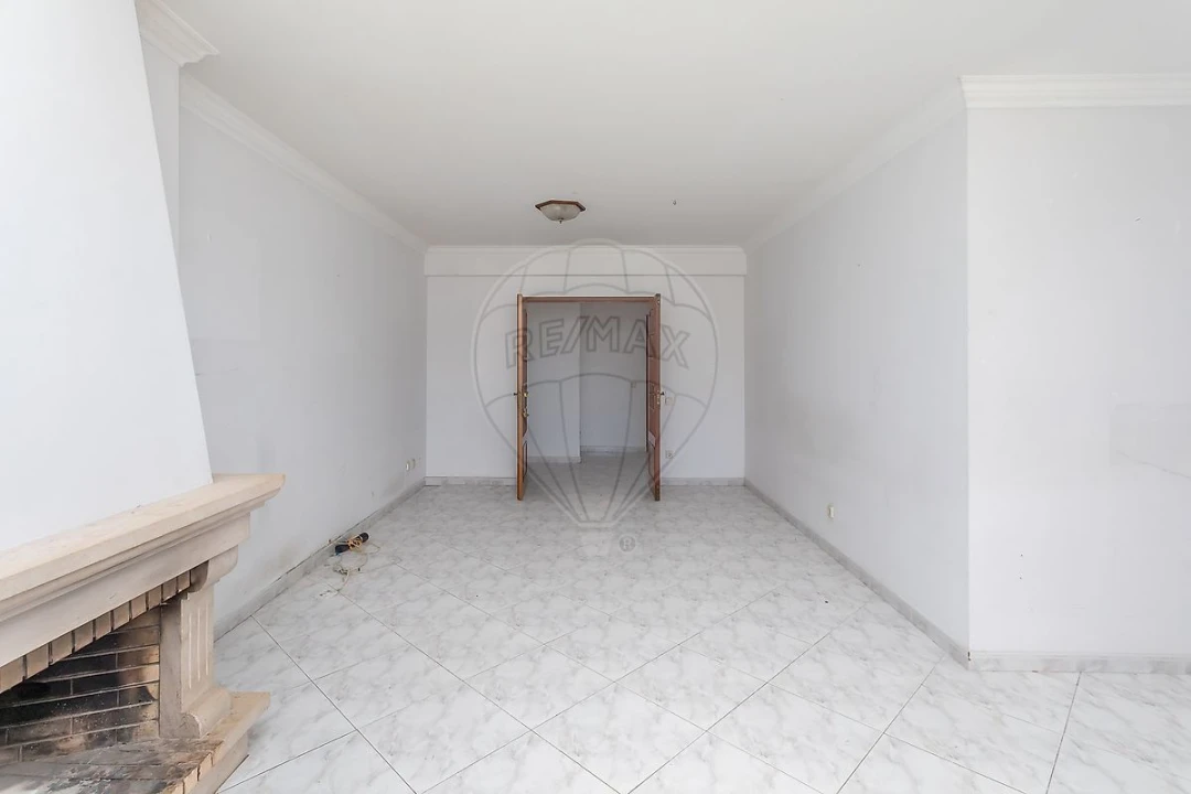 Apartamento T4 para Venda em Alcabideche Foto 11