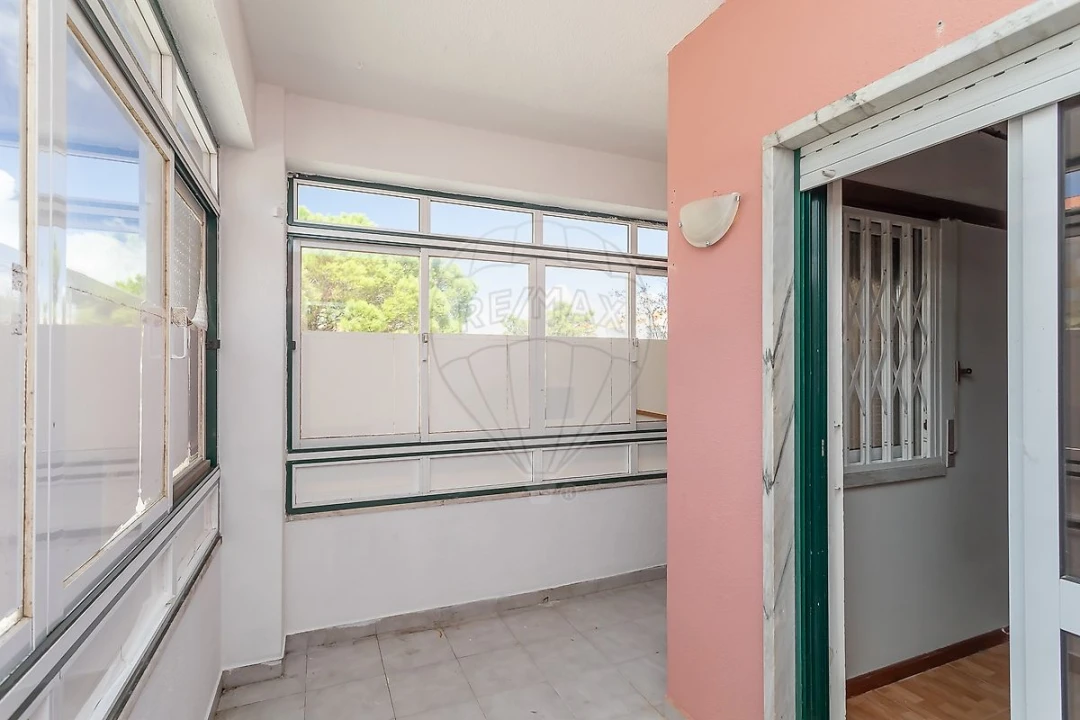Apartamento T4 para Venda em Alcabideche Foto 18