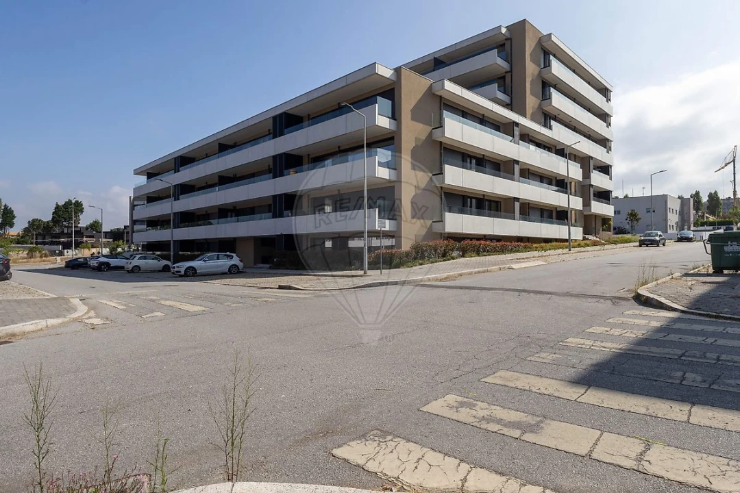 Apartamento T3 para Arrendamento em Canidelo Foto 5
