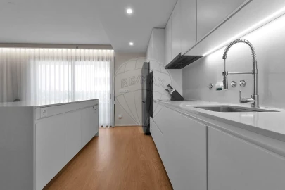 Apartamento T3 para Arrendamento em Canidelo