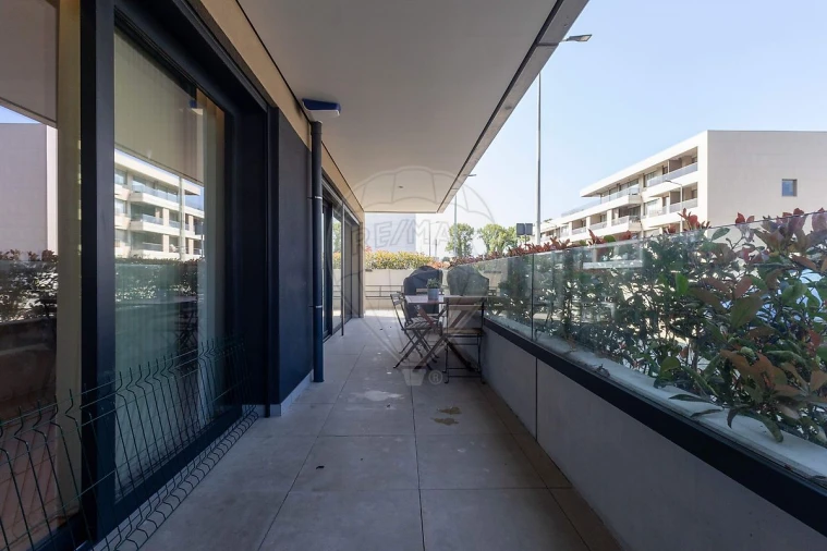 Apartamento T3 para Arrendamento em Canidelo Foto 16