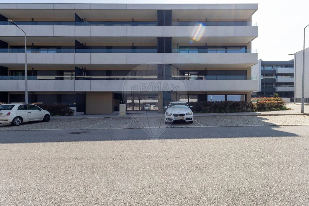 Apartamento T3 para Arrendamento em Canidelo Foto 4