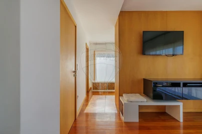 Moradia T4 para Venda em Arcozelo