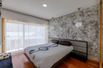 Moradia T4 para Venda em Arcozelo