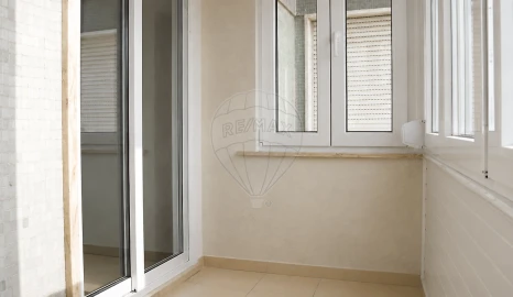 Apartamento T2 para Venda em Penha de França