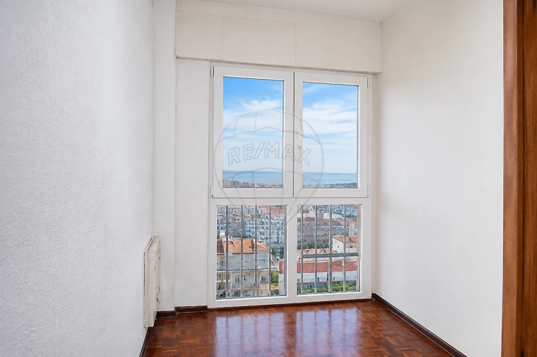 Apartamento T2 para Venda em Penha de França Foto 12