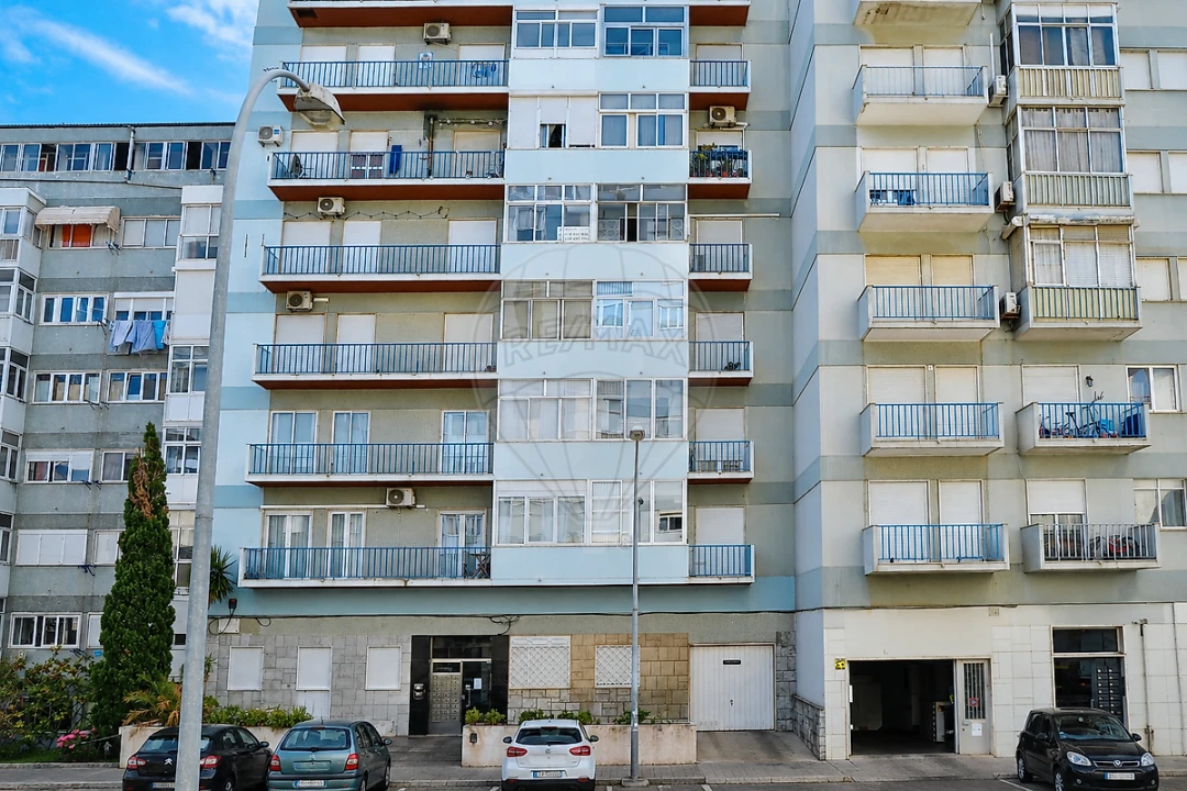 Apartamento T2 para Venda em Penha de França Foto 6