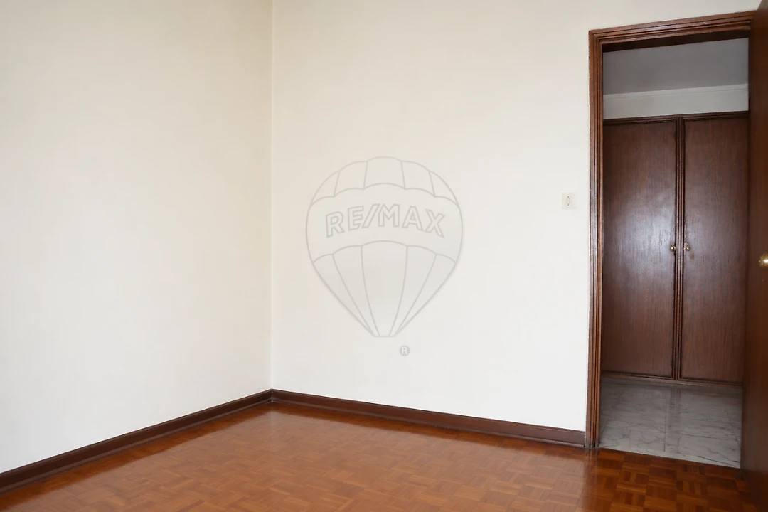 Apartamento T2 para Venda em Penha de França Foto 13