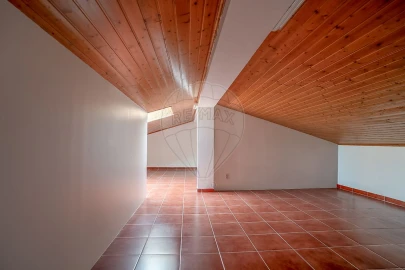 Moradia T4 para Venda em Caldas da Rainha - Santo Onofre e Serra do Bouro
