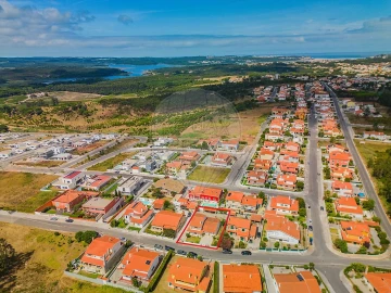 Moradia T4 para Venda em Caldas da Rainha - Santo Onofre e Serra do Bouro
