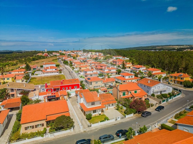 Moradia T4 para Venda em Caldas da Rainha - Santo Onofre e Serra do Bouro Foto 38