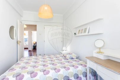 Apartamento T2 para Arrendamento em São Domingos de Benfica