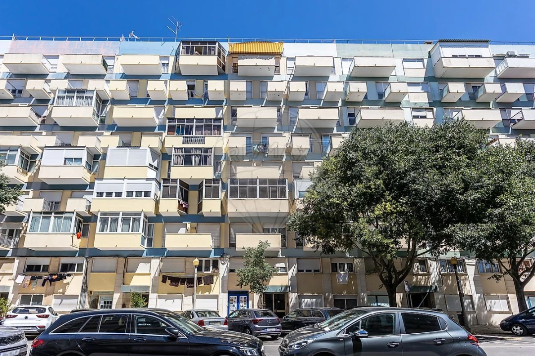 Apartamento T2 para Arrendamento em São Domingos de Benfica Foto 21