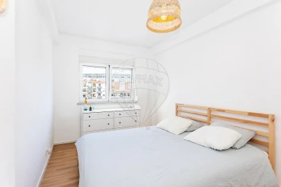 Apartamento T2 para Venda em Alfragide