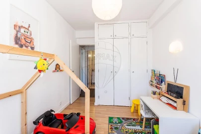 Apartamento T2 para Venda em Alfragide