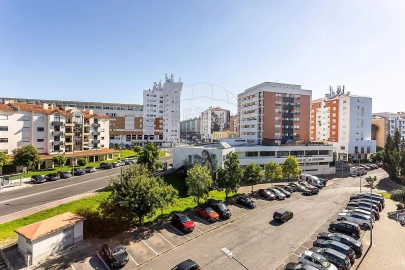 Apartamento T2 para Venda em Alfragide