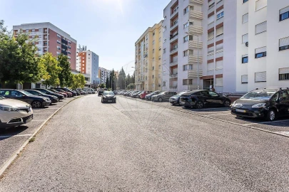 Apartamento T2 para Venda em Alfragide