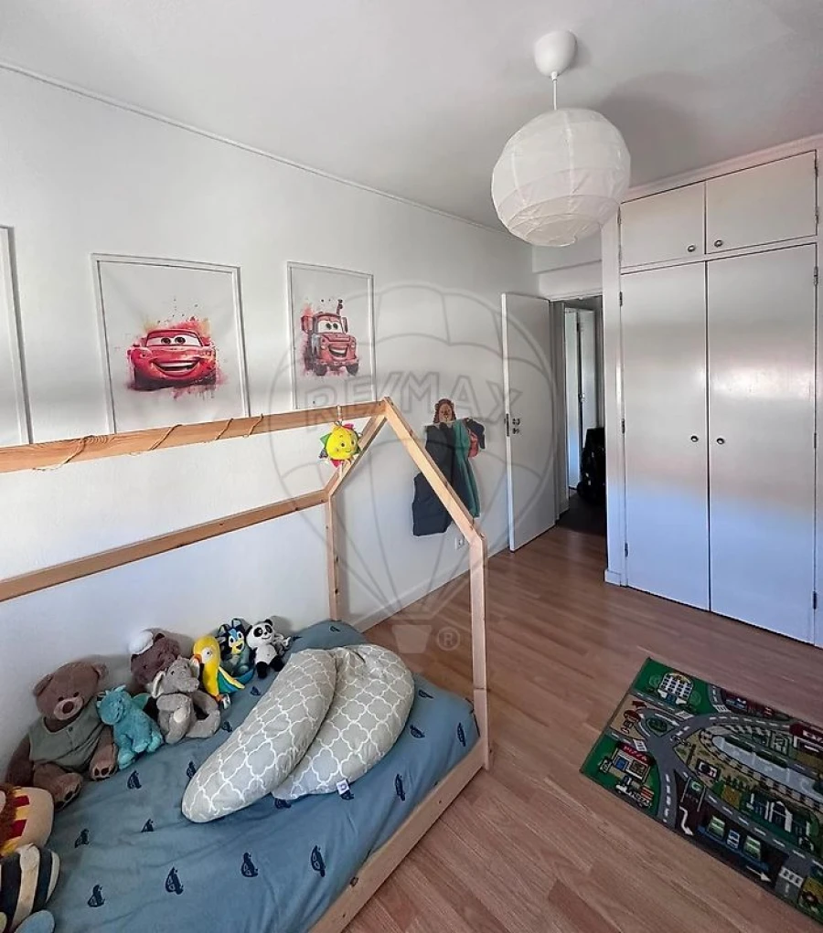 Apartamento T2 para Venda em Alfragide Foto 7