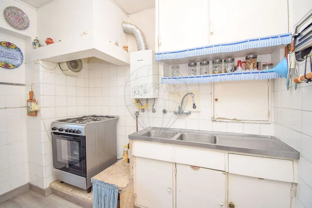 Apartamento T3 para Venda em Rio de Mouro Foto 3