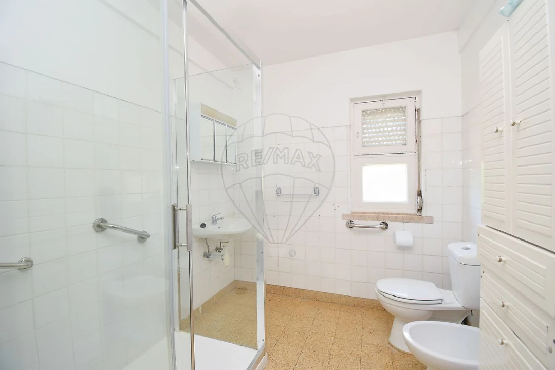 Apartamento T3 para Venda em Rio de Mouro Foto 20