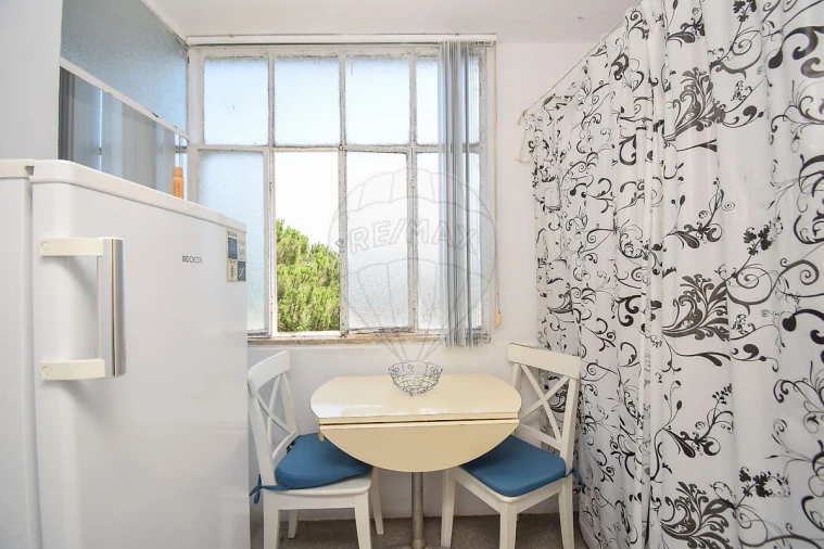 Apartamento T3 para Venda em Rio de Mouro Foto 5