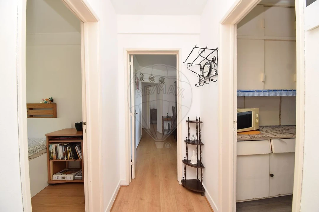 Apartamento T3 para Venda em Rio de Mouro Foto 6