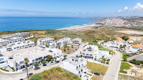Terreno para Venda em Lourinhã e Atalaia