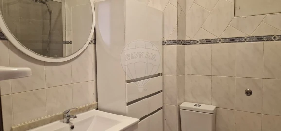 Apartamento T3 para Arrendamento em Carregado e Cadafais