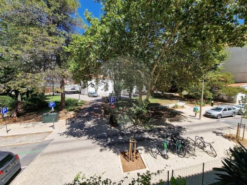 Apartamento T3 para Arrendamento em Alvalade