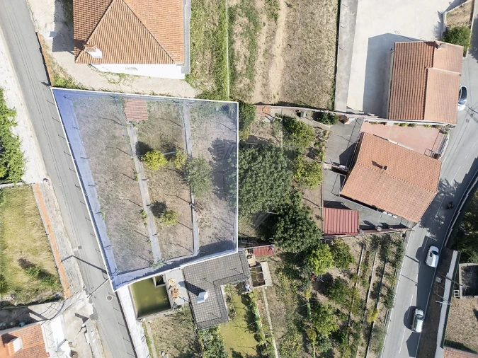 Terreno para Venda em Vila Chã, Codal e Vila Cova de Perrinho Foto 2
