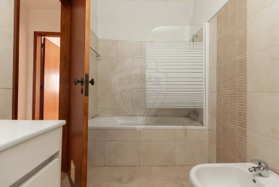 Apartamento T3 para Venda em Lousã e Vilarinho