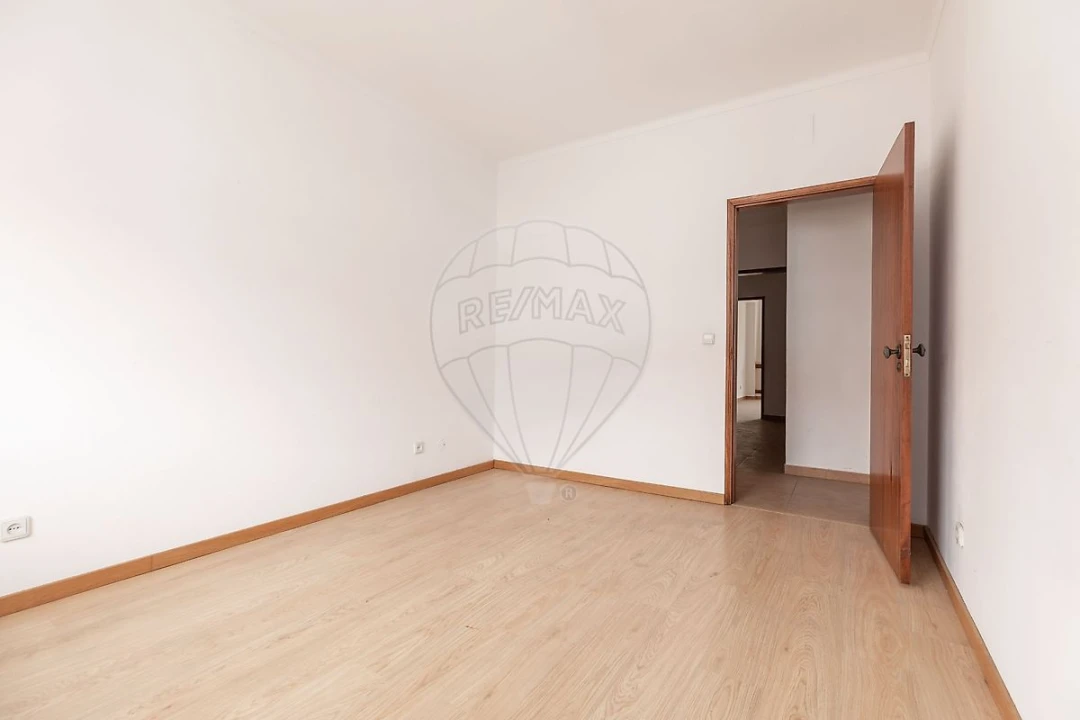 Apartamento T3 para Venda em Lousã e Vilarinho Foto 15