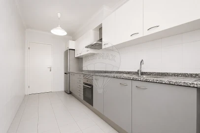 Apartamento T3 para Venda em Alenquer (Santo Estêvão e Triana)