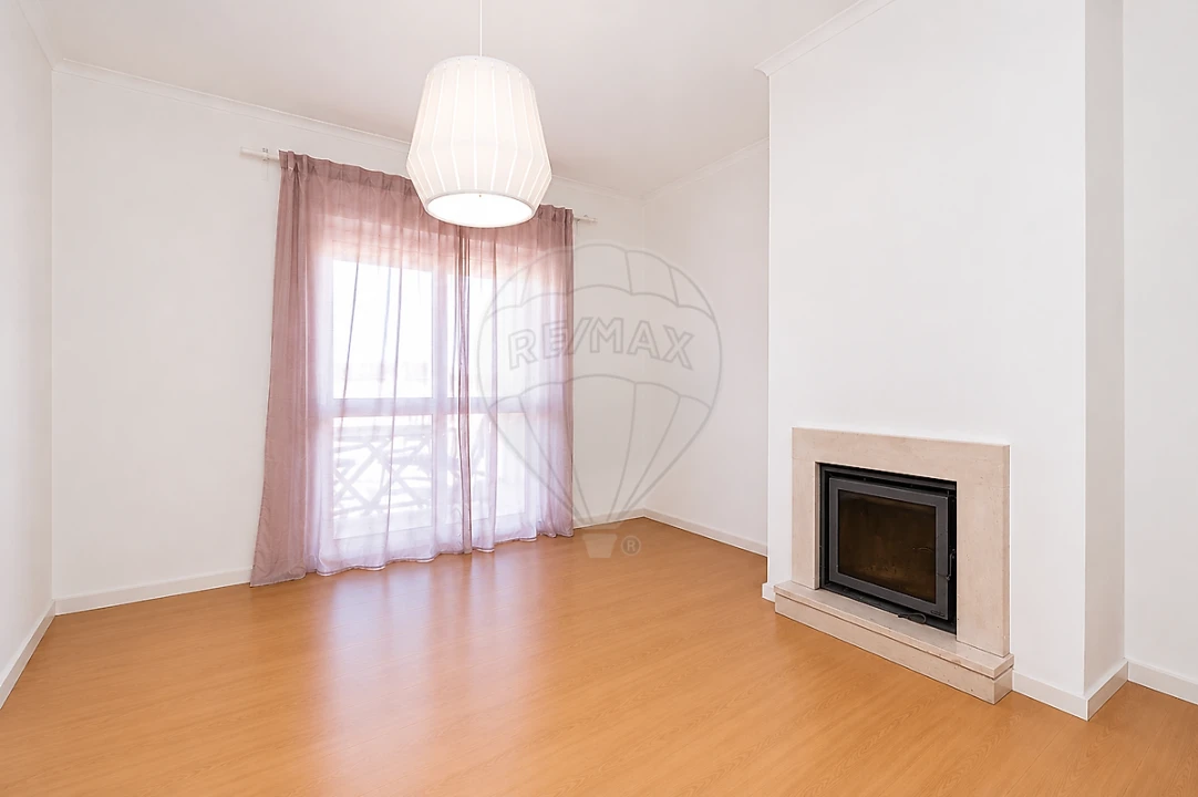 Apartamento T3 para Venda em Alenquer (Santo Estêvão e Triana) Foto 1