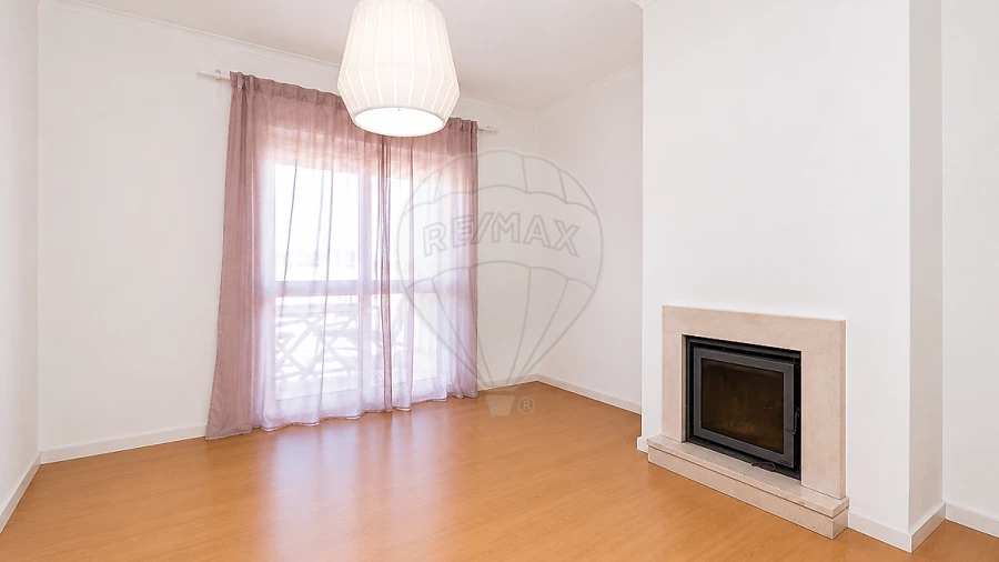 Apartamento T3 para Venda em Alenquer (Santo Estêvão e Triana)