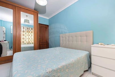 Apartamento T2 para Venda em Carregado e Cadafais