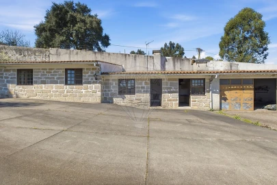 Quinta T6 para Venda em Oliveira do Douro