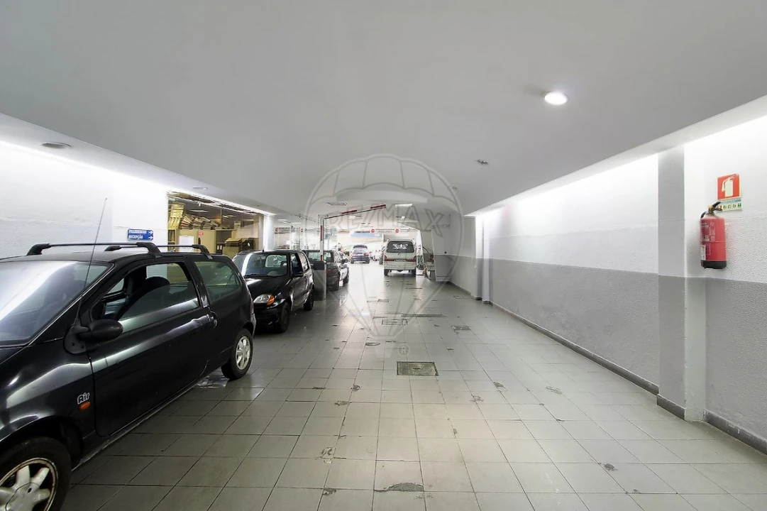 Armazém para Arrendamento em Cedofeita, Santo Ildefonso, Sé, Miragaia, São Nicolau e Vitória Foto 8