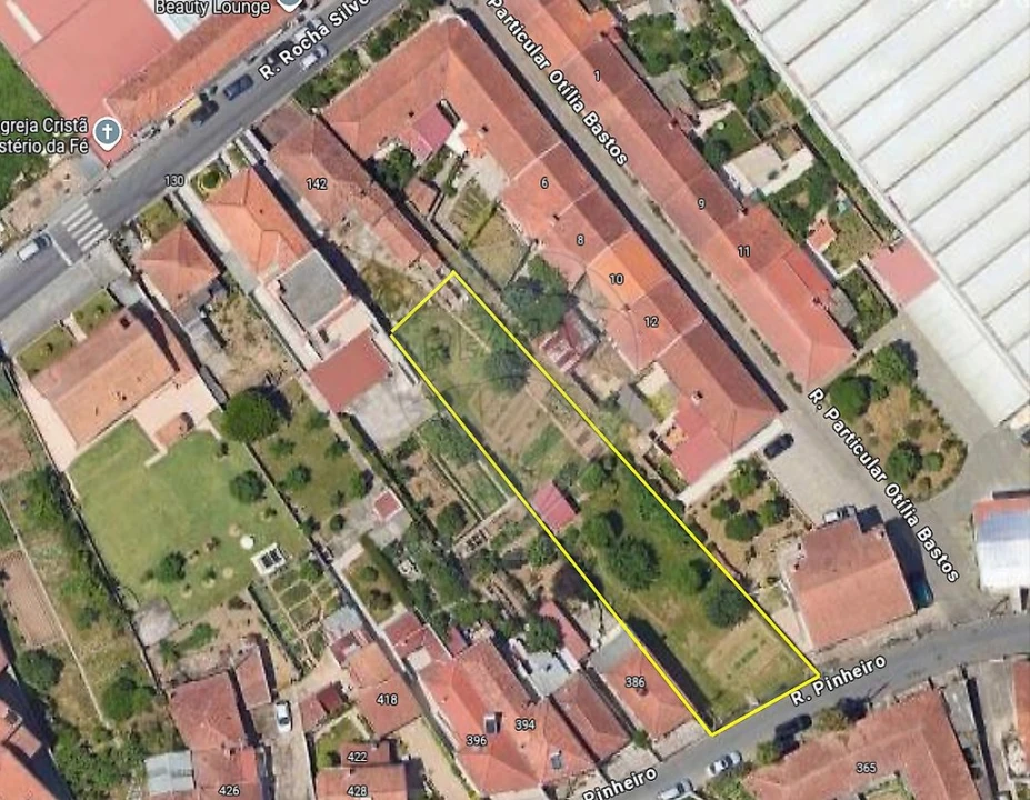 Terreno para Venda em Oliveira do Douro Foto 1