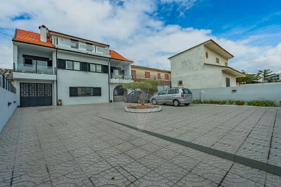 Moradia T6 para Venda em Madalena