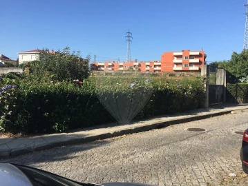 Terreno para Venda em Rio Tinto