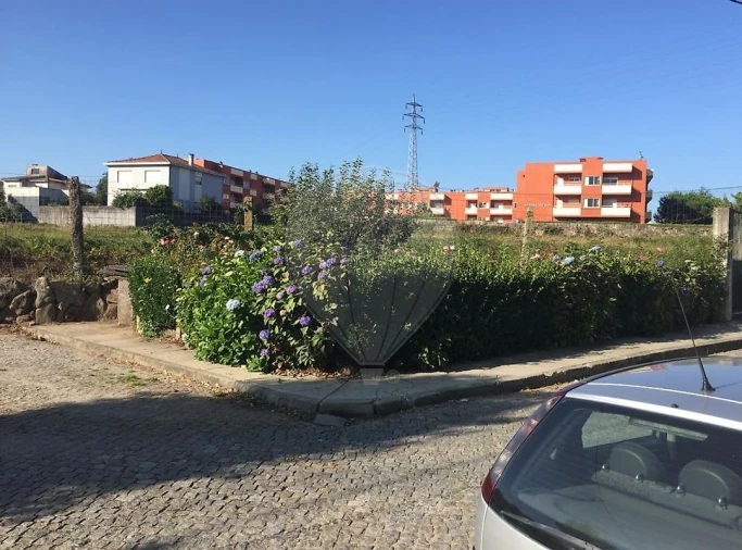 Terreno para Venda em Rio Tinto Foto 4