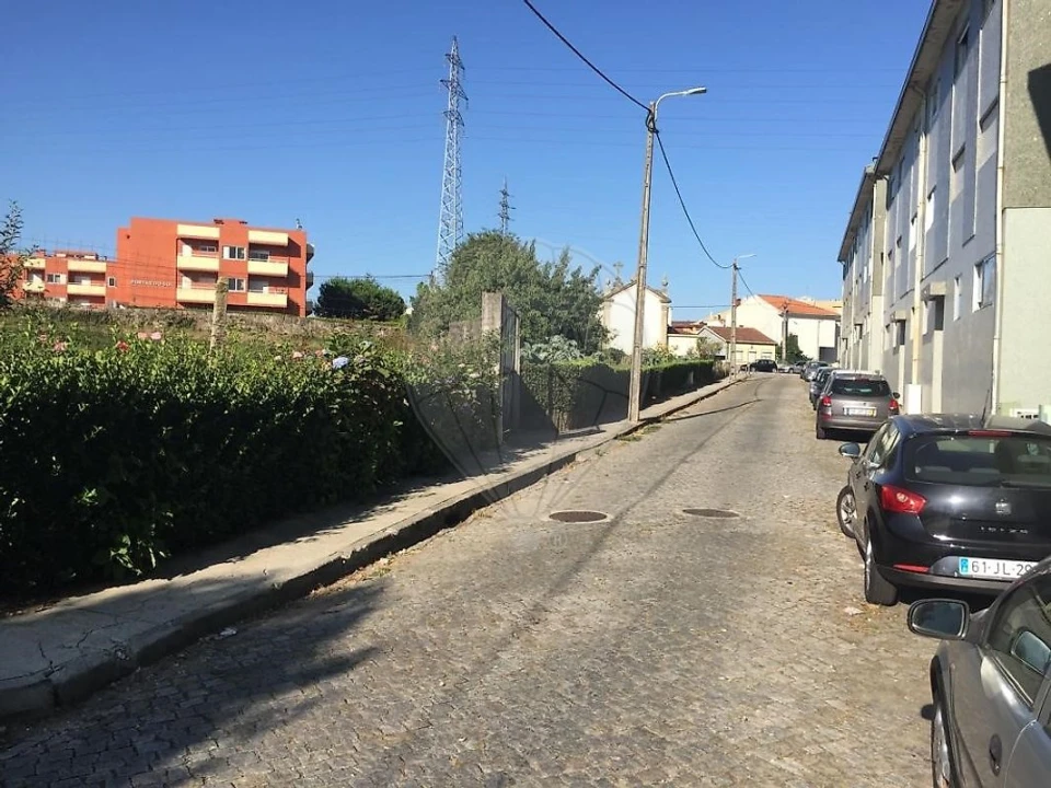 Terreno para Venda em Rio Tinto Foto 5