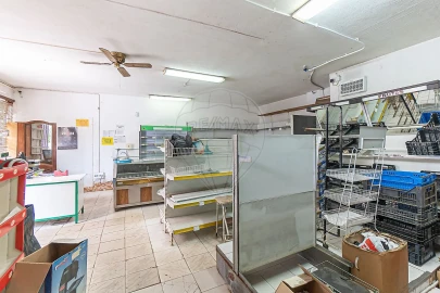 Armazém para Arrendamento em Canidelo