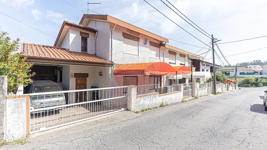 Armazém para Arrendamento em Canidelo