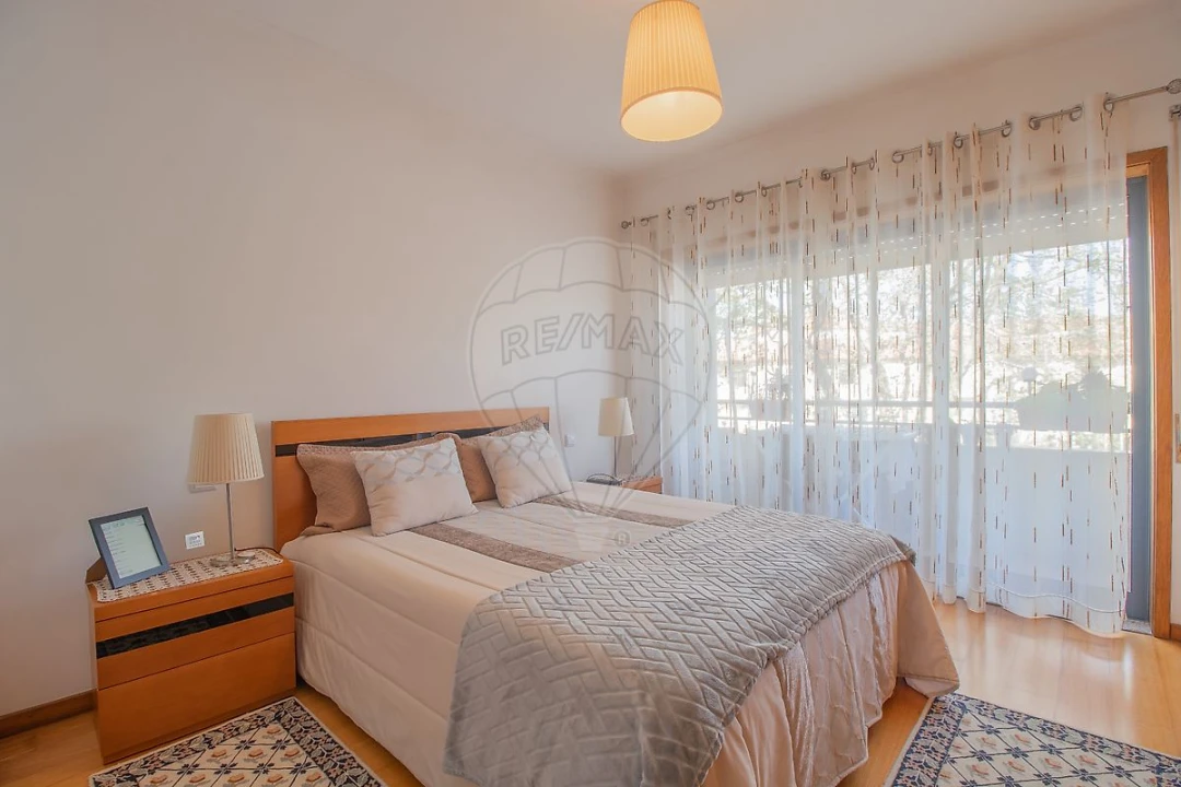 Apartamento T3 para Venda em Arcozelo Foto 5