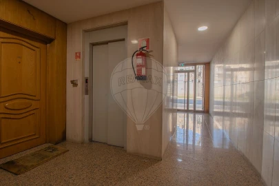 Apartamento T3 para Venda em Arcozelo
